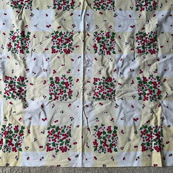 Vtg 40s Yellow Cherries Print Tablecloth Square Heavy Cotton 53x48 Floral Summer - Picture 4 of 6